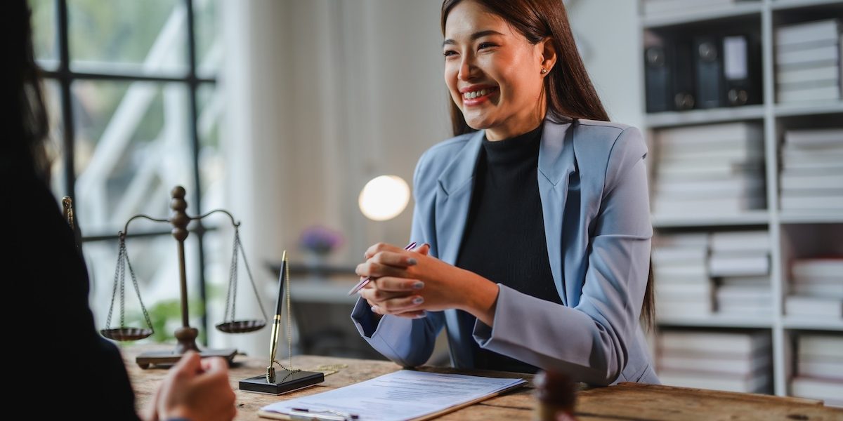 Client working with trusted lawyer